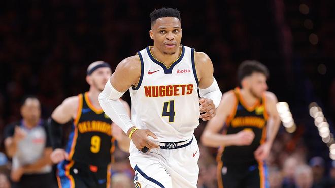 他在球场上 他在球场上